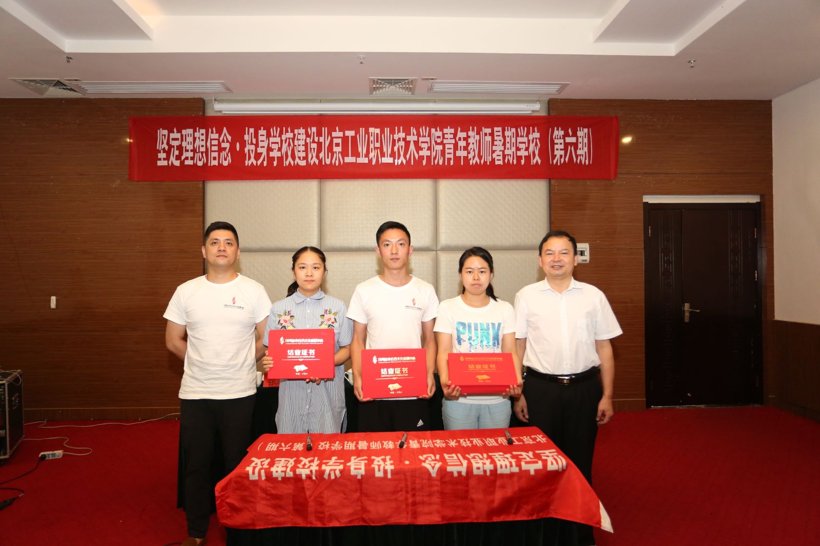 fc322a7dcd0241a28e833da8ab0e6681.jpg